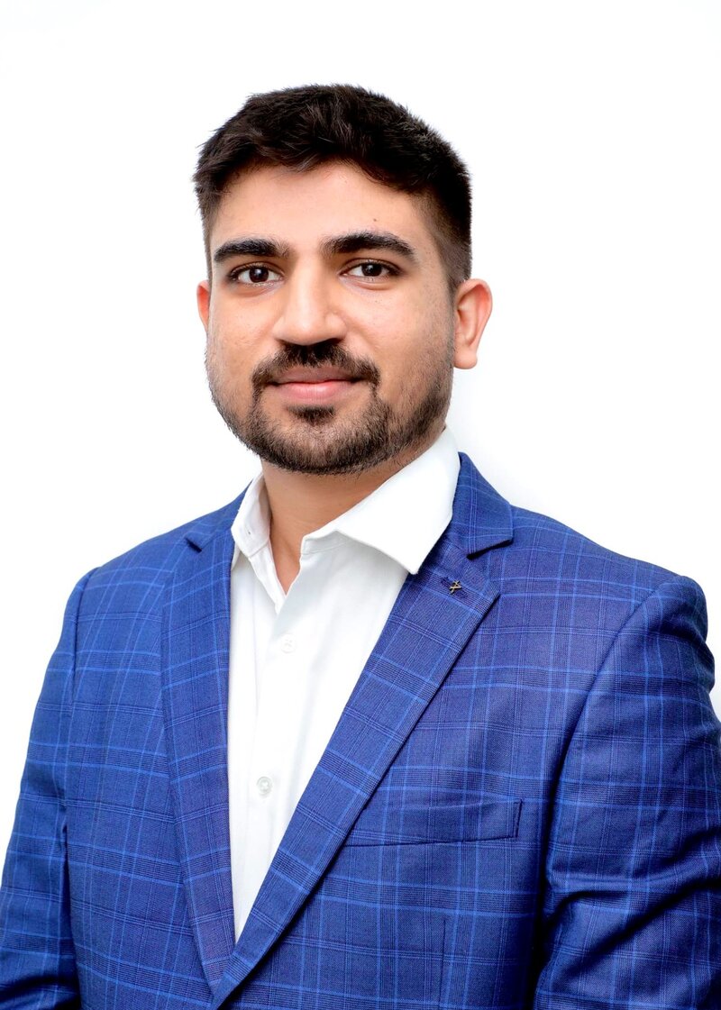Dr. Anand Vachani